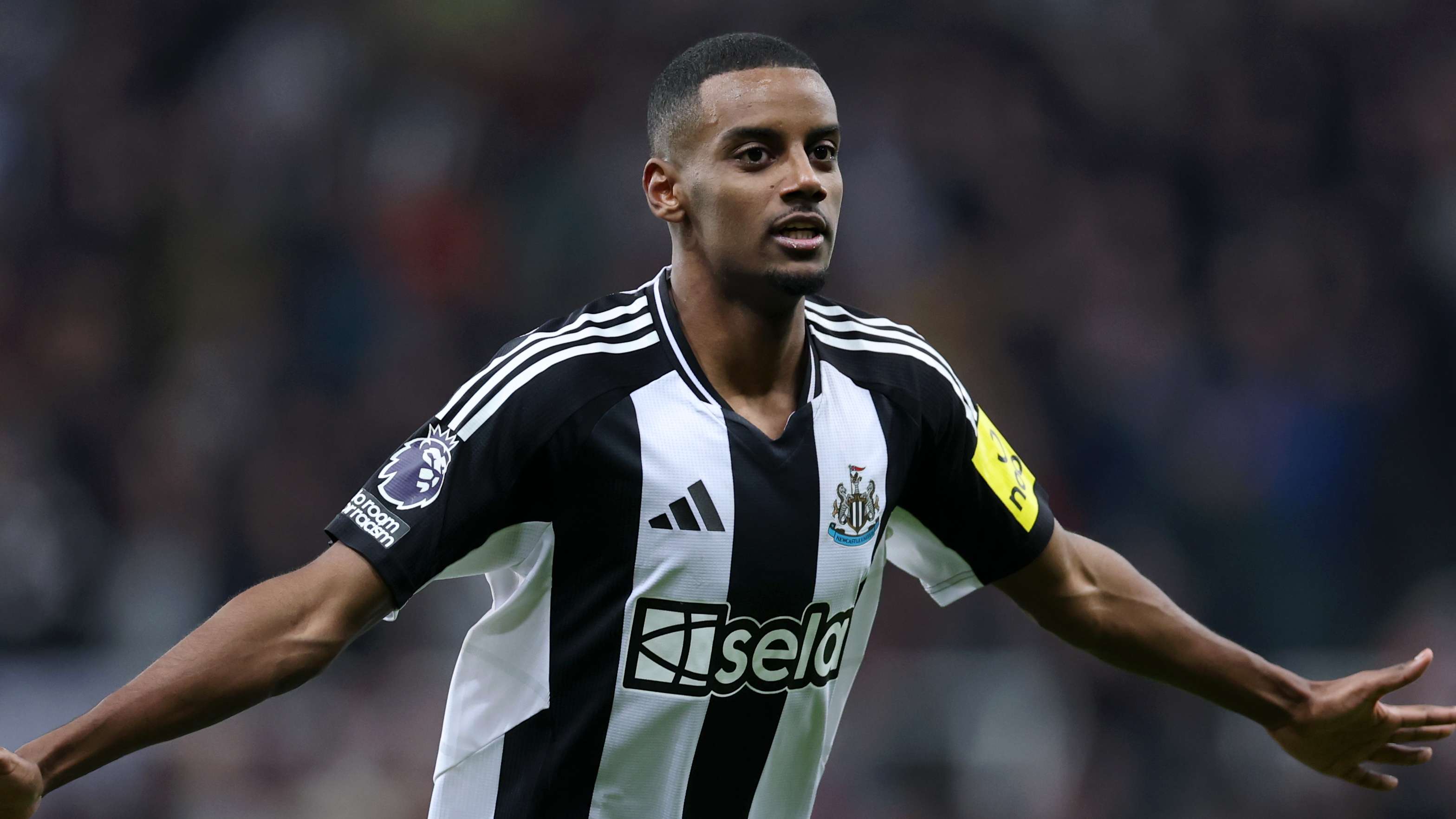 梅西回归巴萨前景堪忧 薪资困扰令梦想变得渺茫